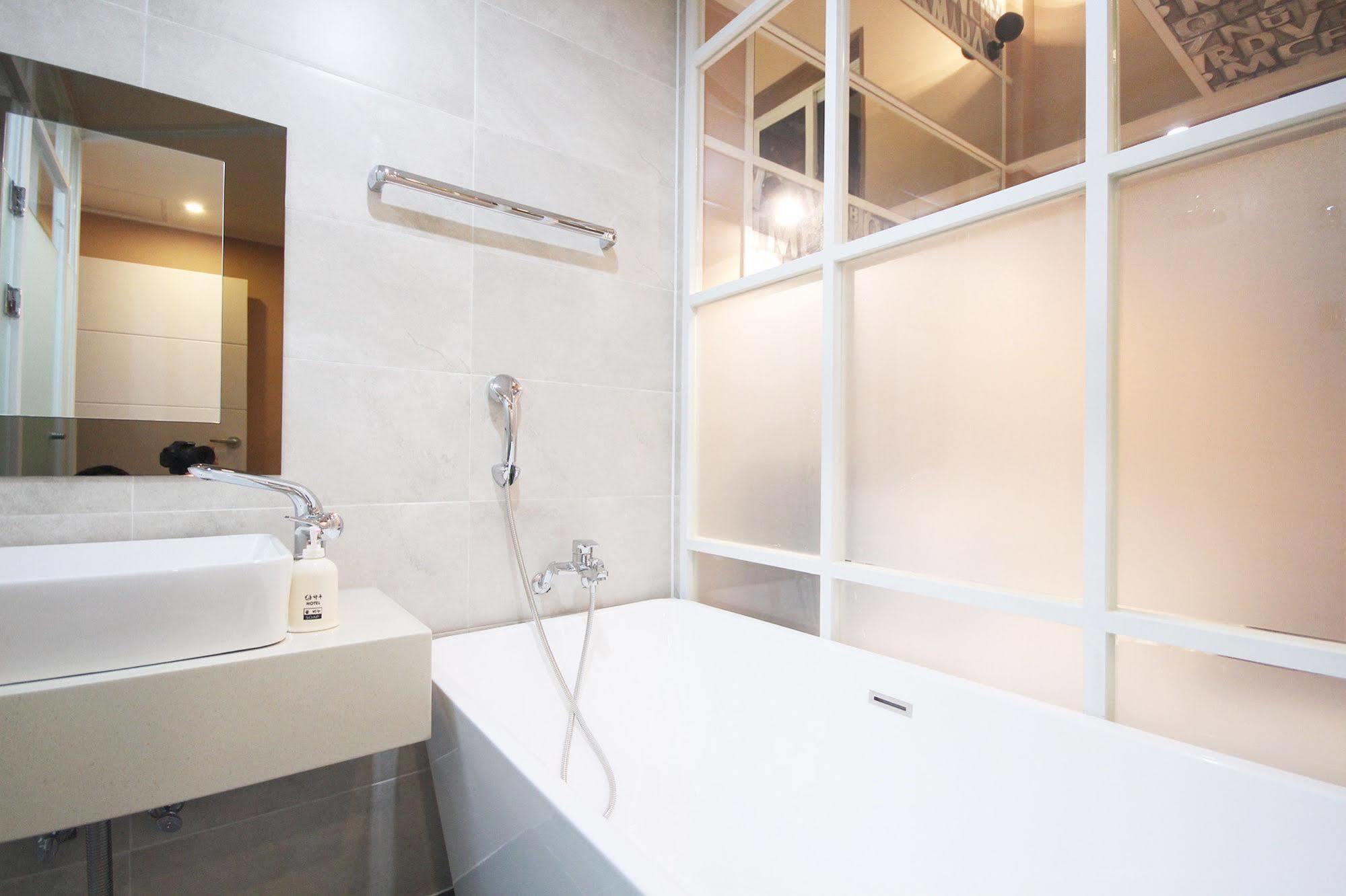 Haru Hotel Gimhae Εξωτερικό φωτογραφία