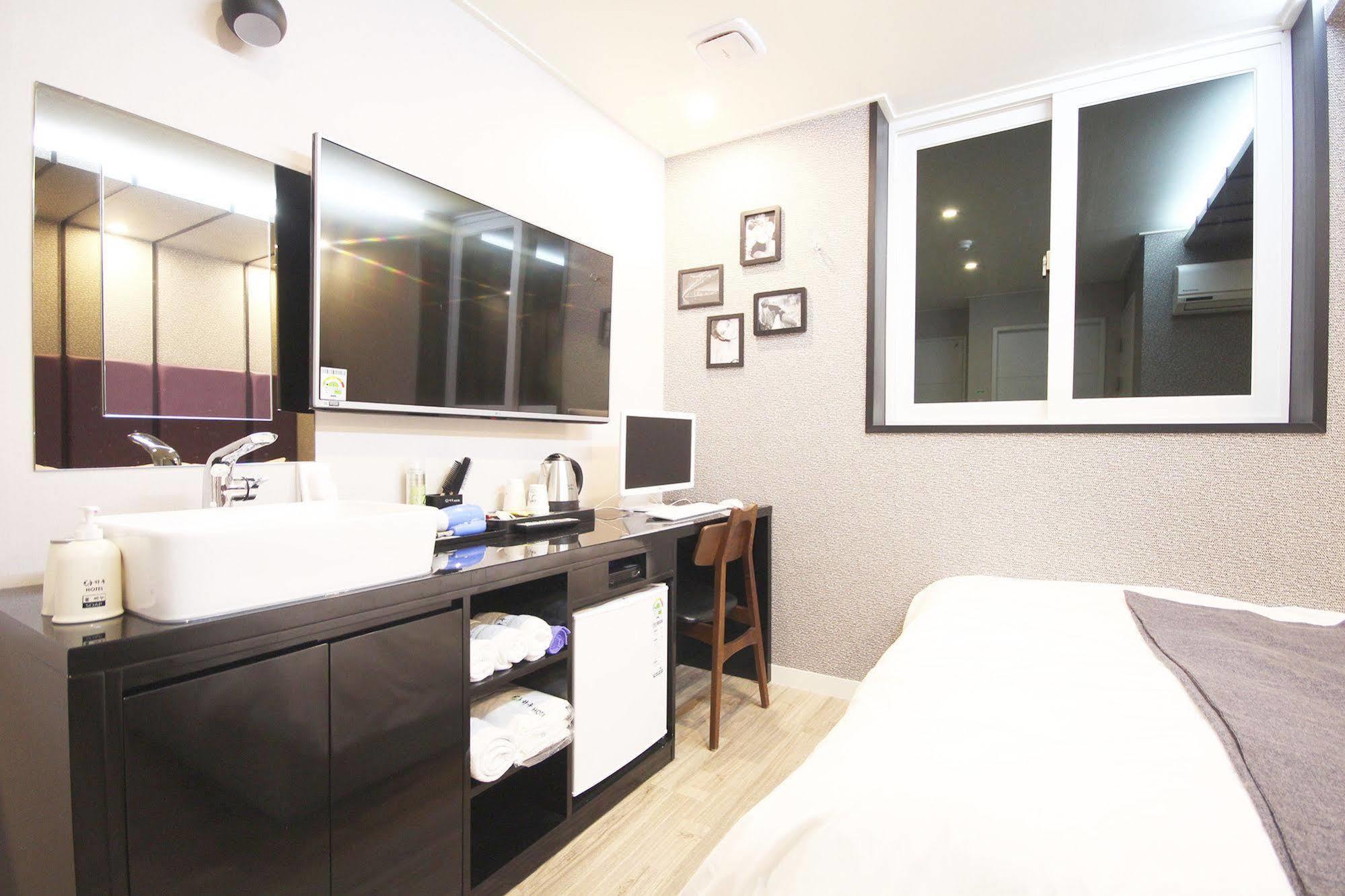 Haru Hotel Gimhae Εξωτερικό φωτογραφία