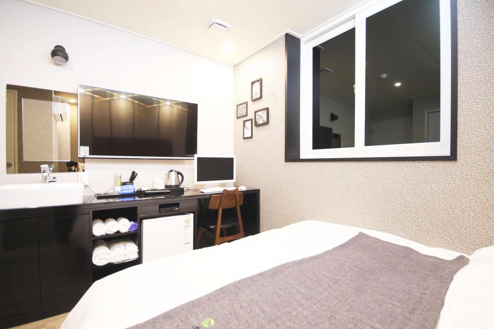 Haru Hotel Gimhae Εξωτερικό φωτογραφία